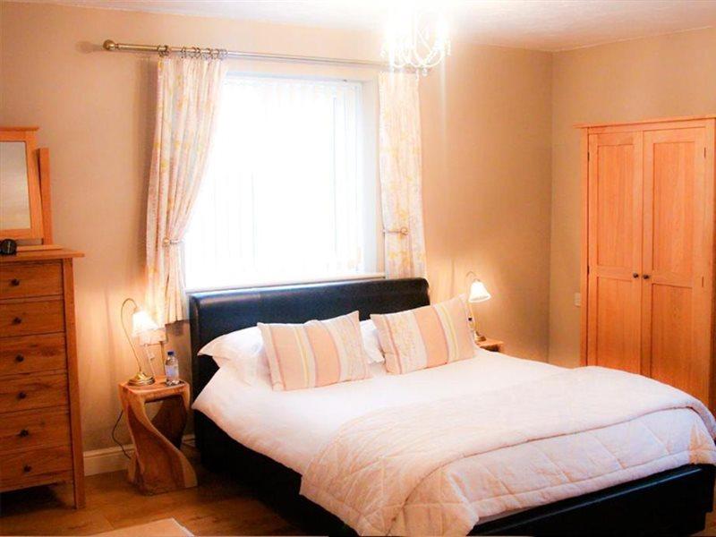 The Five Dials Inn Ilminster Exteriér fotografie